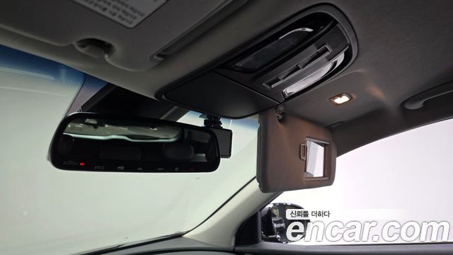 Kia Sorento Diesel 2.0 2WD Noblesse Special 2015 — фото 32