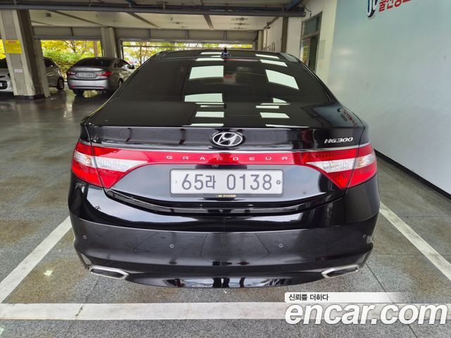 Hyundai Grandeur (HG) HG300 Exclusive 2016 — фото 4
