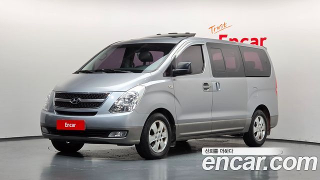Hyundai Grand Starex 11-Seater Wagon HVX VIP PACK