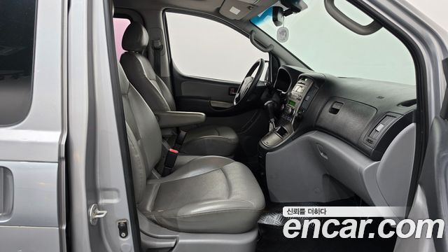 Hyundai Grand Starex 11-Seater Wagon HVX VIP PACK 2012 — фото 11