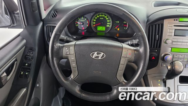 Hyundai Grand Starex 11-Seater Wagon HVX VIP PACK 2012 — фото 13