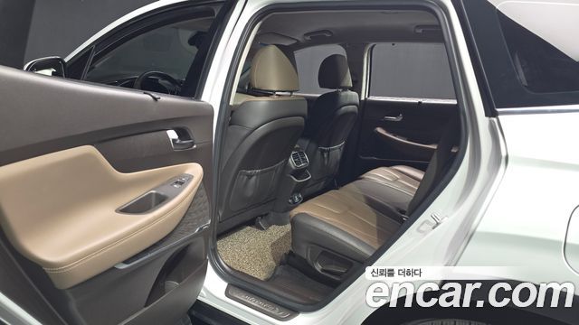 Hyundai Santa Fe (TM) Diesel 2.2 2WD Prestige 2019 — фото 11