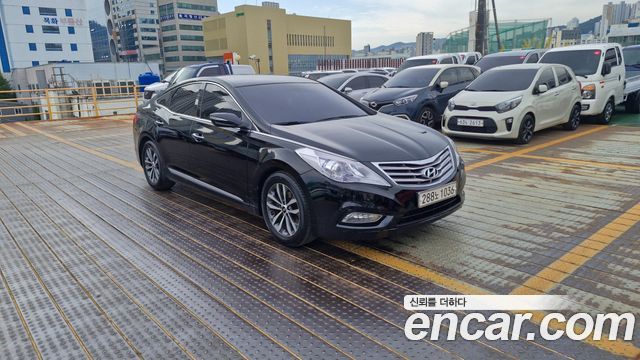 Hyundai Grandeur (HG) HG240 Luxury 2012 — фото 3