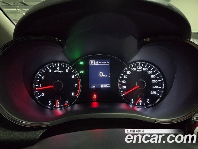 Kia K3 Prestige 2017 — фото 15
