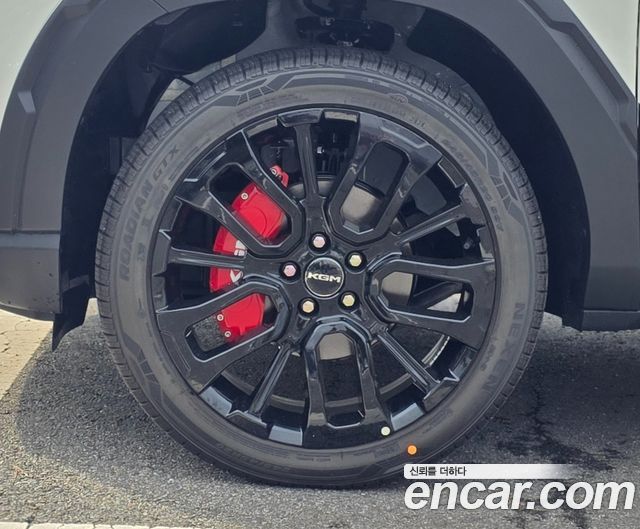 KG Mobility (SsangYong) Torres Gasoline 1.5 2WD Black Edge 2025 — фото 5