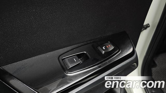 KG Mobility (SsangYong) Torres Gasoline 1.5 4WD T7 2023 — фото 18