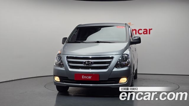 Hyundai Grand Starex 3-Seater VAN Smart 2018 — фото 3