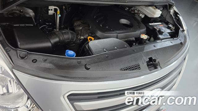 Hyundai Grand Starex 3-Seater VAN Smart 2018 — фото 6
