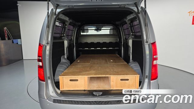 Hyundai Grand Starex 3-Seater VAN Smart 2018 — фото 20