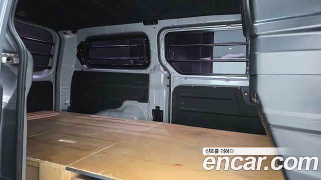 Hyundai Grand Starex 3-Seater VAN Smart 2018 — фото 28