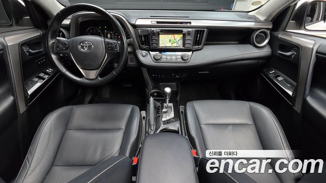 Toyota RAV4 2.5 2WD 4th 2018 — фото 7