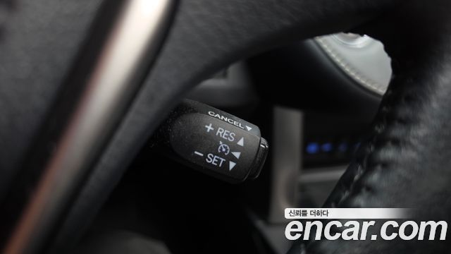 Toyota RAV4 2.5 2WD 4th 2018 — фото 17