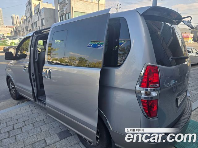 Hyundai Grand Starex 12-Seater Wagon Modern Special 2017 — фото 6