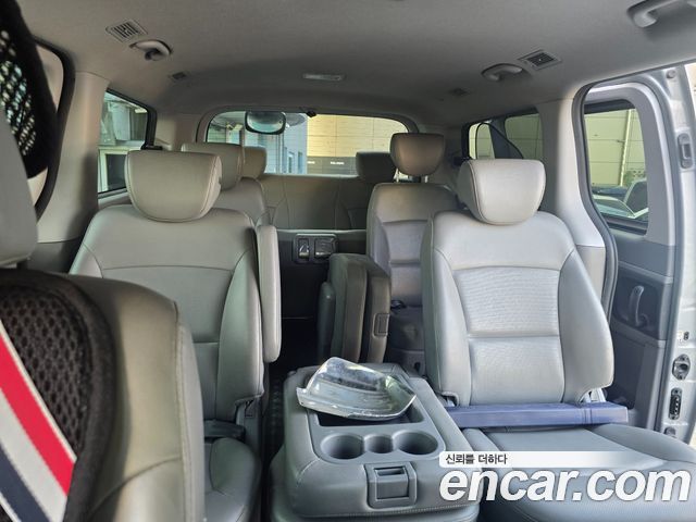 Hyundai Grand Starex 12-Seater Wagon Modern Special 2017 — фото 20