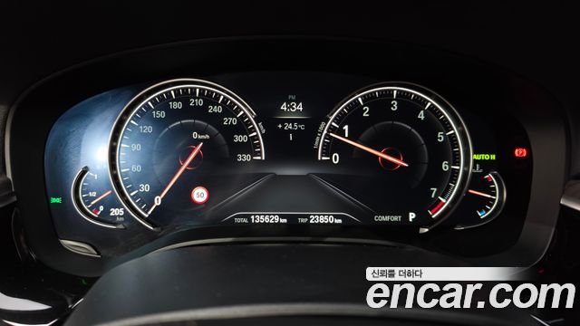 BMW 5 Series (G30) 530i xDrive M Sport Package Plus 2018 — фото 8