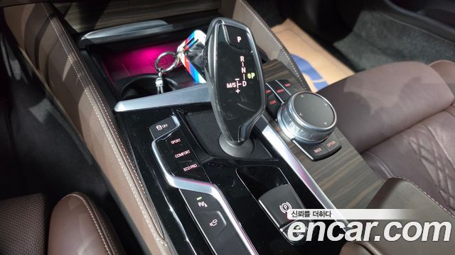 BMW 5 Series (G30) 530i xDrive M Sport Package Plus 2018 — фото 9
