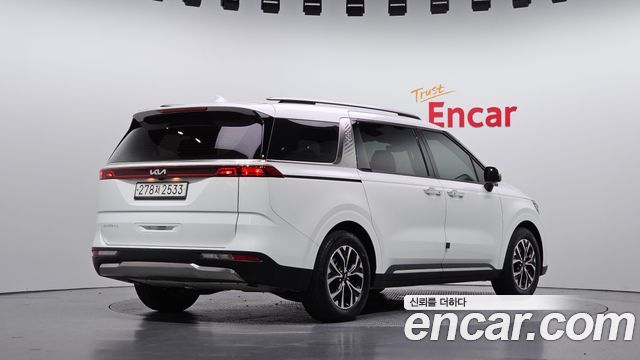 Kia Carnival (IV) Gasoline 9-Seater Noblesse 2023 — фото 2