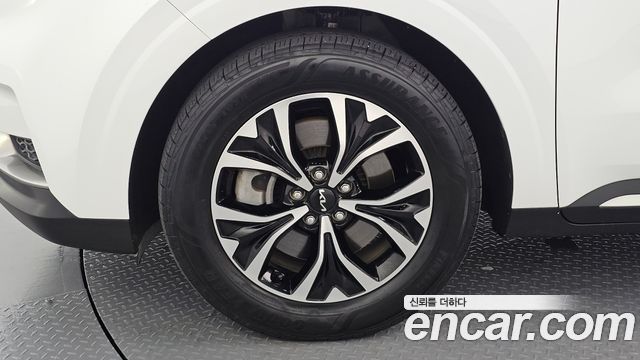 Kia Carnival (IV) Gasoline 9-Seater Noblesse 2023 — фото 5