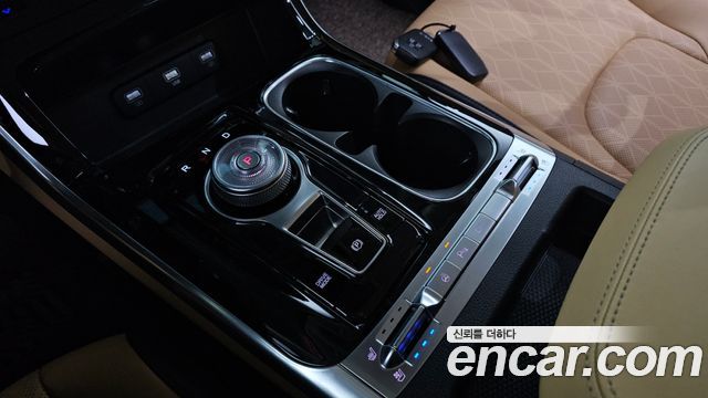 Kia Carnival (IV) Gasoline 9-Seater Noblesse 2023 — фото 9