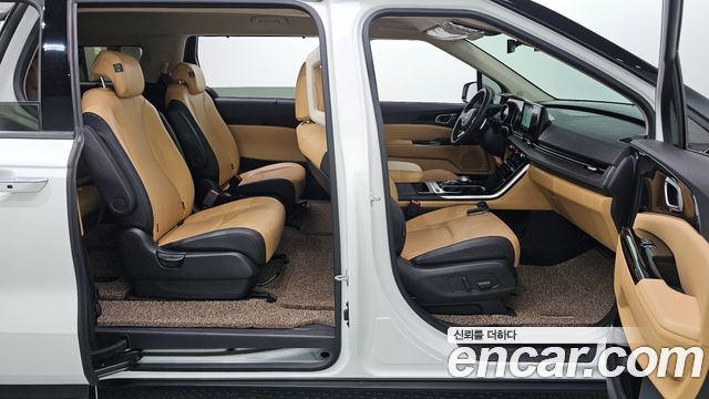 Kia Carnival (IV) Gasoline 9-Seater Noblesse 2023 — фото 17