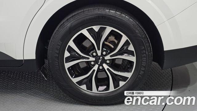 Kia Carnival (IV) Gasoline 9-Seater Noblesse 2023 — фото 21