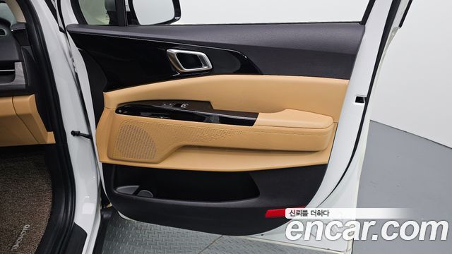 Kia Carnival (IV) Gasoline 9-Seater Noblesse 2023 — фото 25