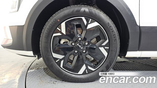 Kia Niro EV Air 2023 — фото 5
