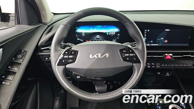 Kia Niro EV Air 2023 — фото 15