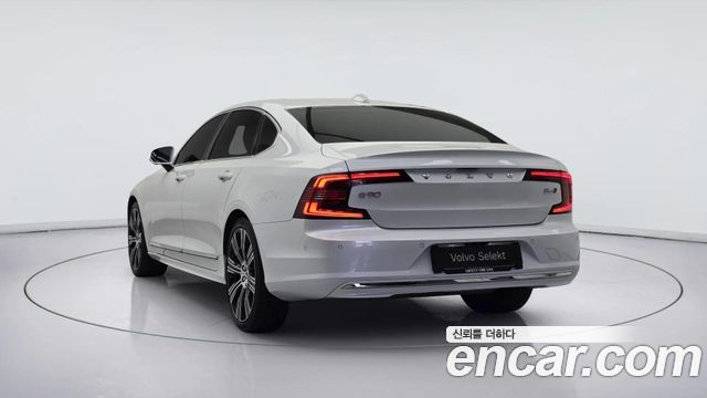 Volvo S90 B6 AWD Ultimate Bright 2024 — фото 4