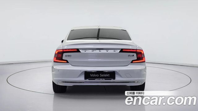 Volvo S90 B6 AWD Ultimate Bright 2024 — фото 5