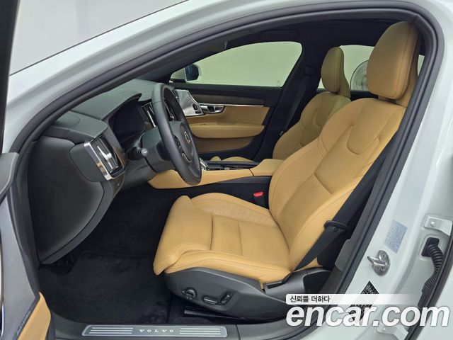 Volvo S90 B6 AWD Ultimate Bright 2024 — фото 9