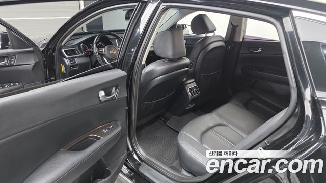 Kia K5 (II) 2.0 Noblesse 2020 — фото 11