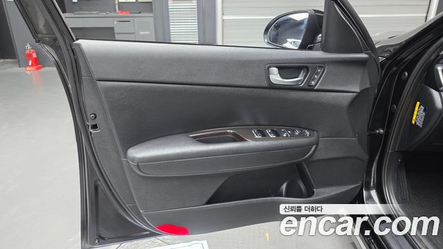 Kia K5 (II) 2.0 Noblesse 2020 — фото 24