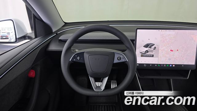 Tesla Model Y Long Range AWD 2025 — фото 13