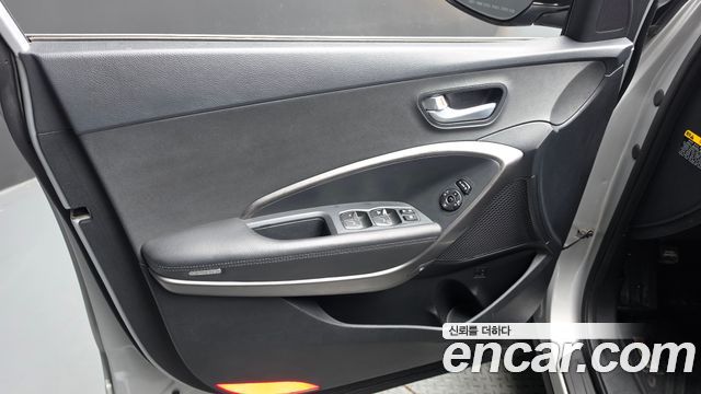 Hyundai Santa Fe The Prime Diesel 2.2 4WD Premium 2016 — фото 24