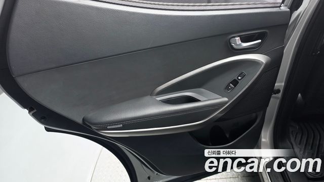 Hyundai Santa Fe The Prime Diesel 2.2 4WD Premium 2016 — фото 25