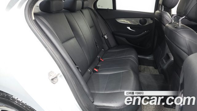 Mercedes-Benz C-Class (W205) C200 d 2018 — фото 12