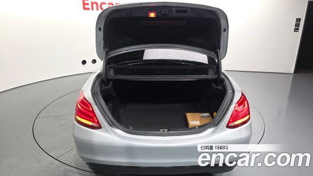 Mercedes-Benz C-Class (W205) C200 d 2018 — фото 20