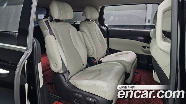 Kia Carnival (IV) Gasoline 7-Seater Signature 2021 — фото 11