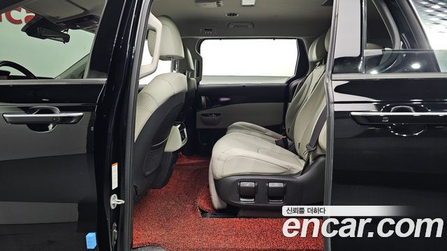 Kia Carnival (IV) Gasoline 7-Seater Signature 2021 — фото 12