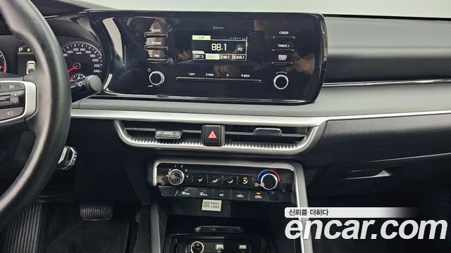 Kia K5 (III) 2.0 Trendy 2023 — фото 14