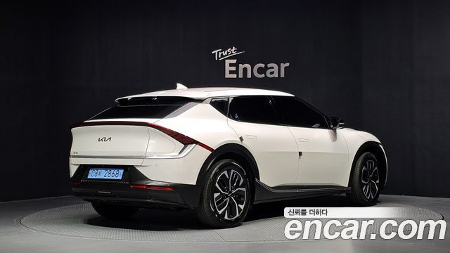 Kia EV6 Long Range Light 2024 — фото 2