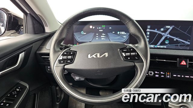 Kia EV6 Long Range Light 2024 — фото 13