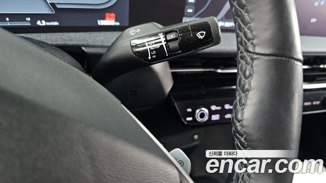 Kia EV6 Long Range Light 2024 — фото 15
