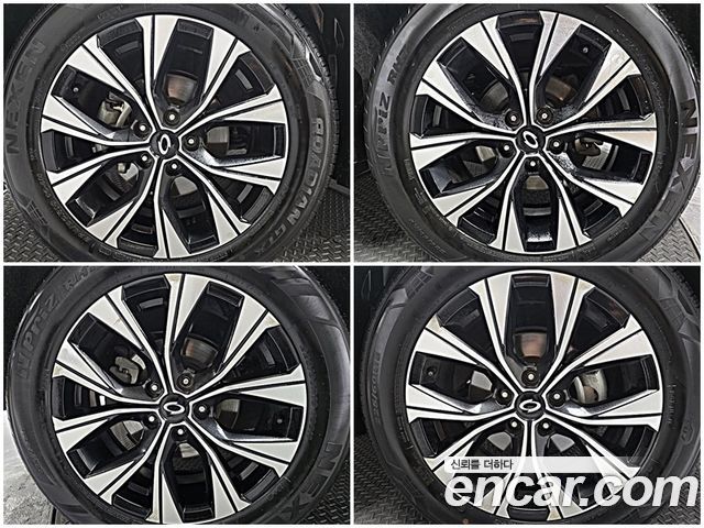 Renault Korea QM6 2.0 LPe LE Signature 2WD 2023 — фото 21