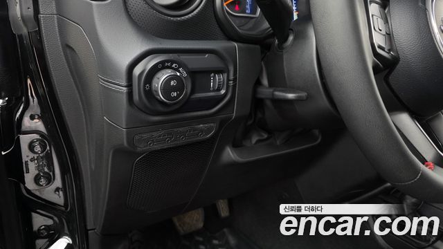 Jeep Wrangler (JL) 2.0 Rubicon 4Door 2024 — фото 22