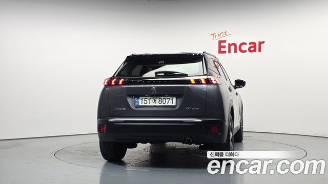 Peugeot 2008 (II) 1.5 BlueHDi GT Line 2021 — фото 4