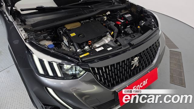 Peugeot 2008 (II) 1.5 BlueHDi GT Line 2021 — фото 6