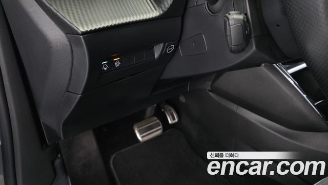 Peugeot 2008 (II) 1.5 BlueHDi GT Line 2021 — фото 14