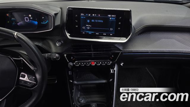 Peugeot 2008 (II) 1.5 BlueHDi GT Line 2021 — фото 15